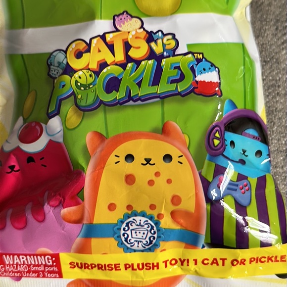 Surprise Plush Toy Ages 4 and Up - Picture 6 of 6